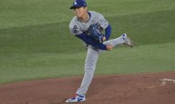Yamamoto lanza el juego completo y los Dodgers igualan la Serie Mundial ante los  Azulejos