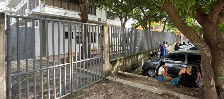 En "simulación" de pelea de boxeo, una joven le causa la muerte a un hombre