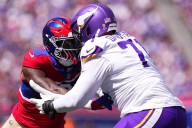 Vikings Get Troubling Update on 2 Starters Before ‘Thursday Night Football’