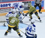 North Bay Battalion keep Wolves winless winning 3