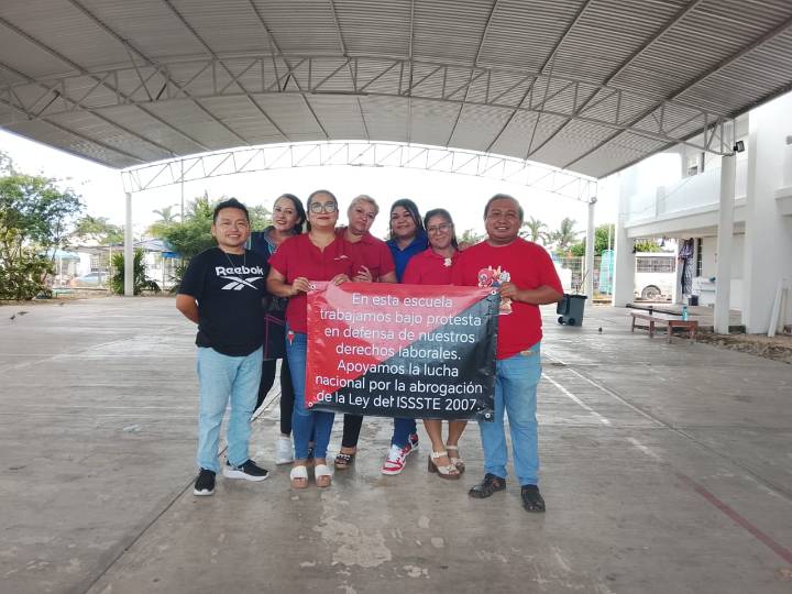 Respaldan maestros de Cancún paro nacional del CNTE
