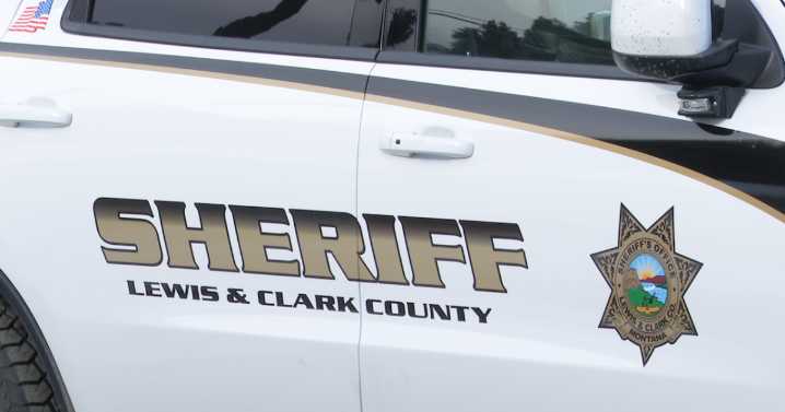 Hiker finds human remains west of Mount Helena