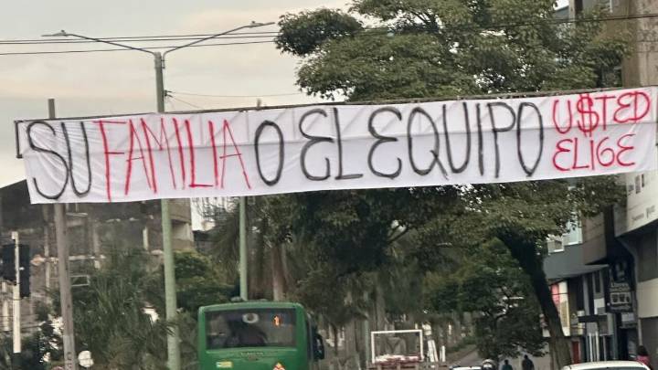 Amenazan al presidente del Deportivo Pereira con carteles por toda la ciudad: “Su familia o el equipo”