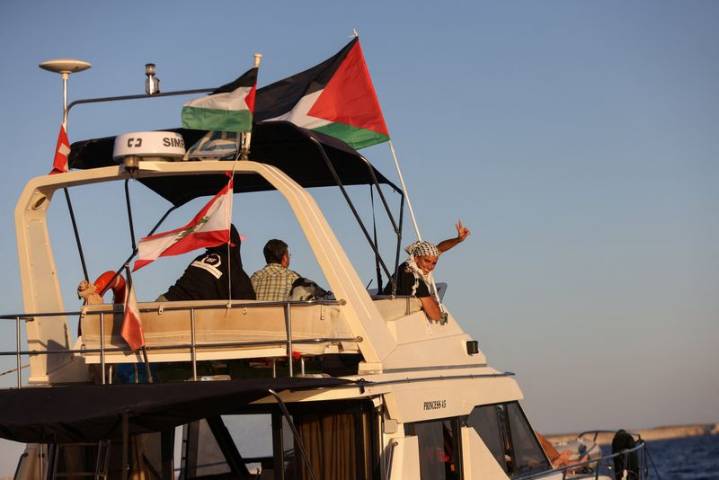 Italy and Greece call on Israel not to hurt Gaza flotilla activists