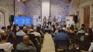 El secreto que hace posible la convivencia entre pastores, agricultores y energías renovables