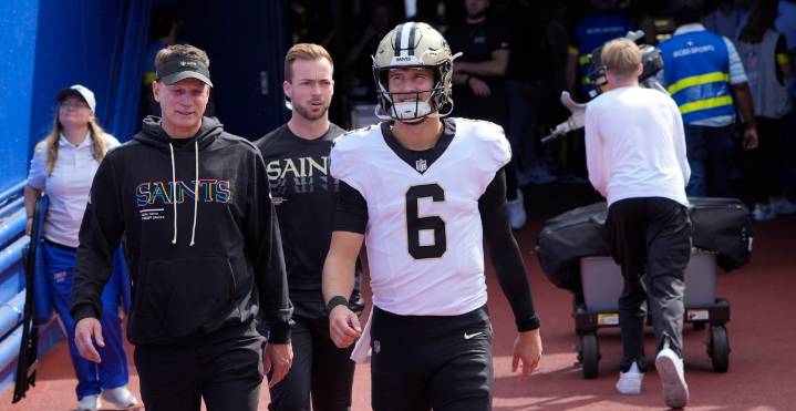 Fleur-de-Links, October 21: Could a QB change be on the horizon?