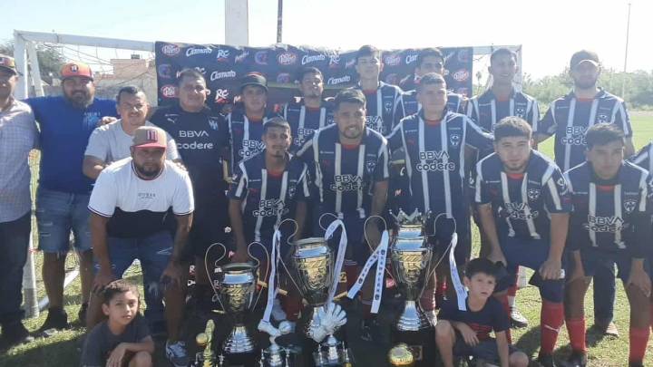 Petardos FC. se queda con el Campeón de Campeones en la Premier Especial y hace historia