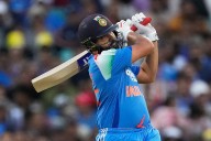 Rohit and Kohli propel India to victory in 3rd ODI