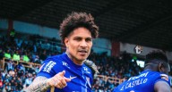 ¡Cazador! Paolo Guerrero abre la cuenta en Huancayo con esta definición [VIDEO] Paolo Guerrero pudo abrir la cuenta para el cuadro victoriano a los 23 minutos. Aprovechó un rebote al parante, tras rem
