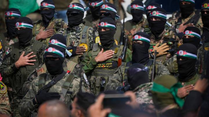 Hamas deploys 7,000 troops to ‘cleanse Gaza’ as Palestinians scramble to fill power vacuum: ‘Perfect recipe for civil war’