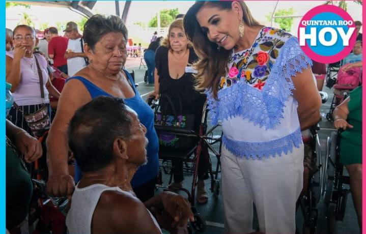 Fortalecen la inclusión en Chetumal con la entrega de sillas de ruedas