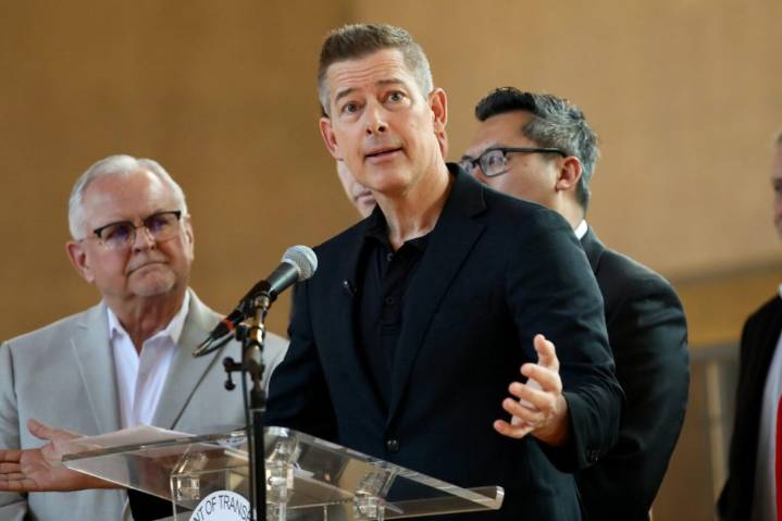 Transportation secretary says he’ll pull $160M from California over noncitizen truck licenses