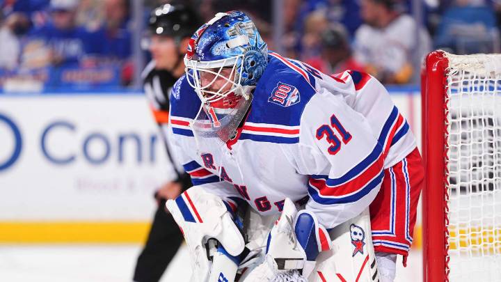 Rangers shut out Sabres, give Sullivan 1st win as coach