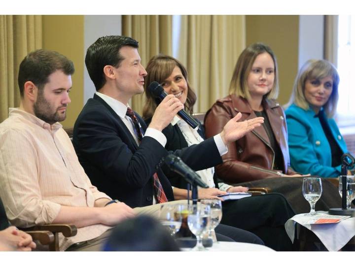 Amicable mayoralty debate at Kerby Centre focuses on seniors' issues