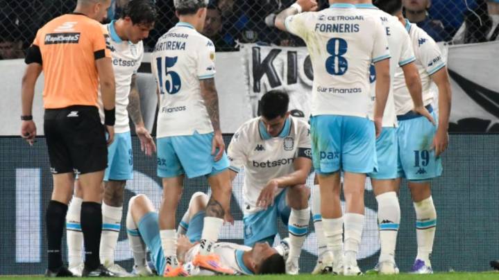 Racing encendió las alarmas: un futbolista clave para Gustavo Costas sufrió la rotura de ligamentos y se perderá el resto de la temporada