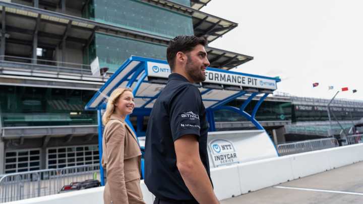 Rinus VeeKay signs with Juncos Hollinger Racing: IndyCar silly season news