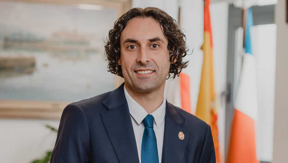 "Cantabria no puede seguir rehén de los intereses de los partidos"