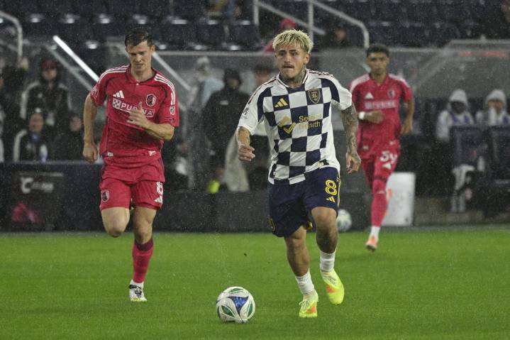 Deadspin | Real Salt Lake nabs final West playoff spot with draw vs. St. Louis City