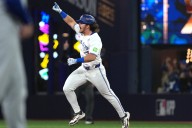Toronto Blue Jays blow out Los Angeles Dodgers for Game 1 World Series win