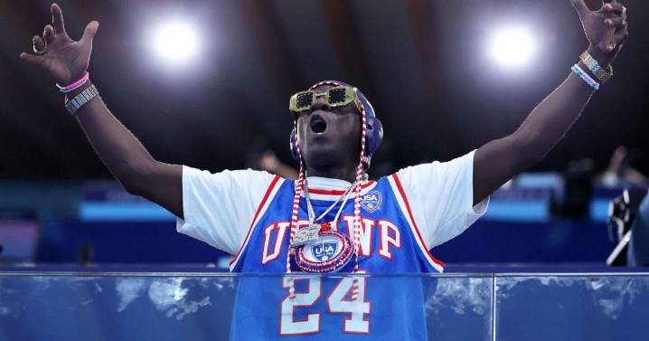 ‘Yeah, boyeeee': Flavor Flav gives bobsled and skeleton a try, joins team as hype man for Olympics