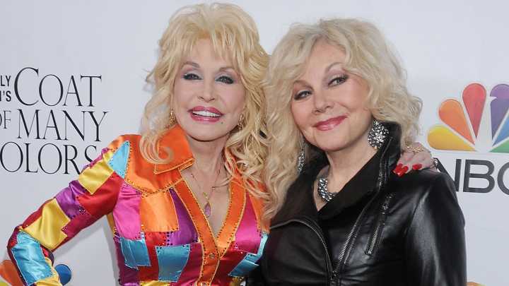 Who Are Dolly Parton's Sisters?