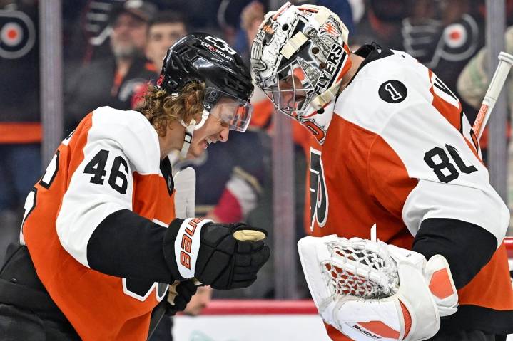 Deadspin | Holding their own against NHL's elite, Flyers take on Jets