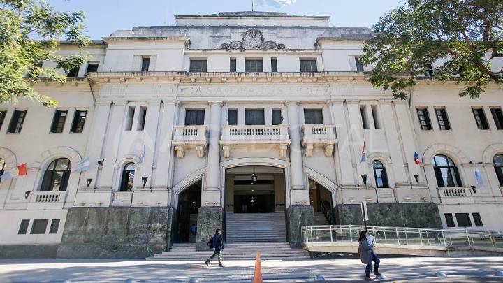 Empieza el juicio a un empleado judicial de Santa Fe por el abuso sexual de una expareja