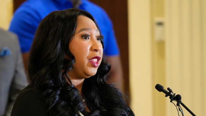 OK lawmaker faces new restrictions because of criminal probe, fraud lawsuit