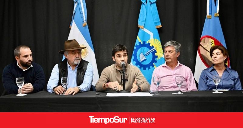 Gobierno Torres encabezó la apertura de sobres para la obra de repavimentación