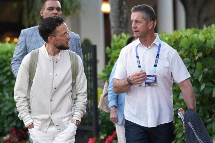 Dolphins, Ravens vying for midseason turnarounds on TNF