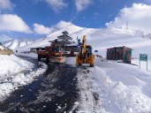 Snow Clearance Operation Begins on Mughal Road