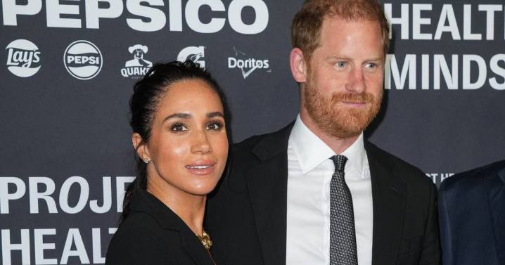 Meghan Markle and Prince Harry's awkward red carpet moment as she 'makes request'