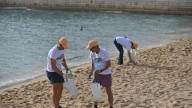 El 'plogging' del Port Olímpic de Barcelona recoge 170 kilos de basura de la playa