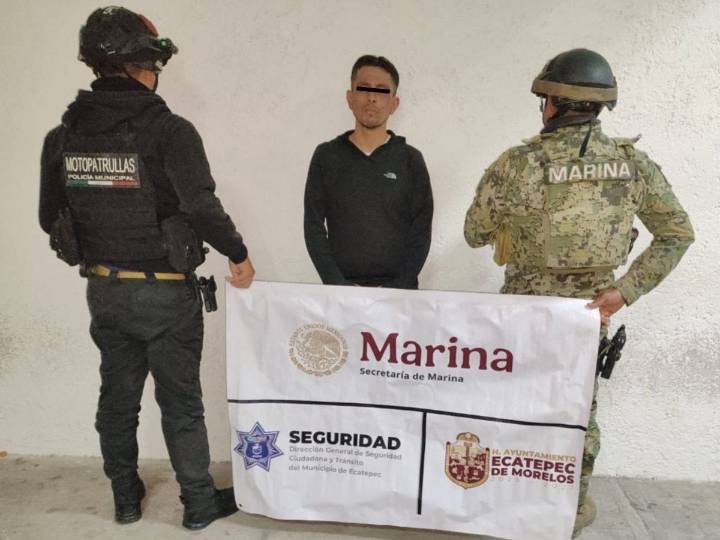 Caen dos personas por impactar a motopatrulleros en Ecatepec, Edomex