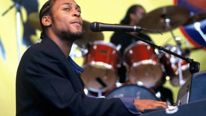 D'Angelo: 10 Classic Songs Including Prince Covers