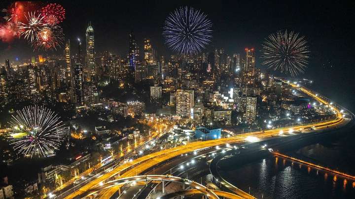 Mumbai Glows In Festive Splendour As Diwali Lights Up The City; Check Out Mesmerising Visuals