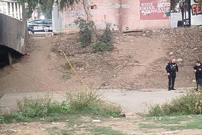 Encuentran cadáver en el lecho del arroyo Ensenada