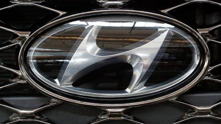 Hyundai recalls 135,000 Santa Fe SUVs over fire risk