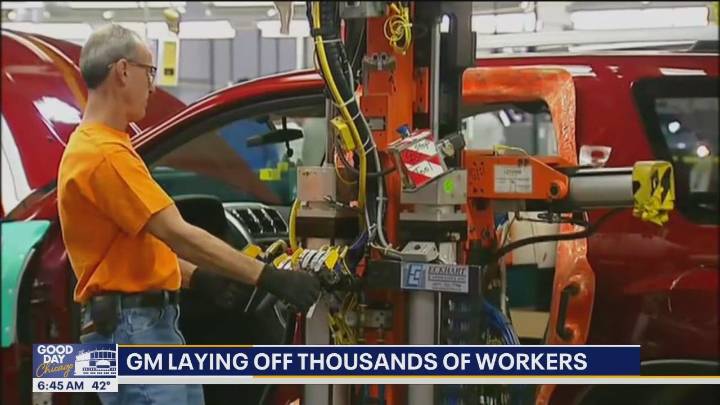 Mass layoffs at General Motors and Paramount, Tesla stops FM radios