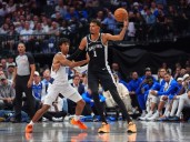 Wembanyama regresó con doble-doble de 40 puntos