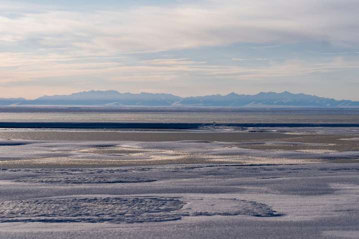 Trump administration plans to open Alaska wildlife refuge to oil, gas drilling