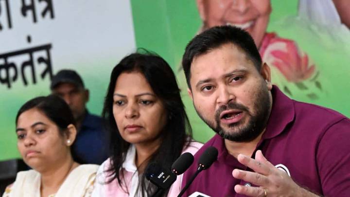 Bihar polls: Tejashwi vows permanent posts for all contractual workers
