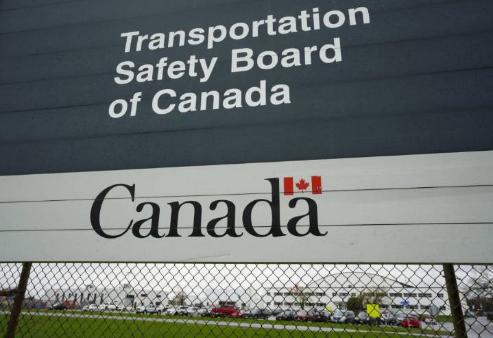 Helicopter crash near Squamish sends pilot to hospital