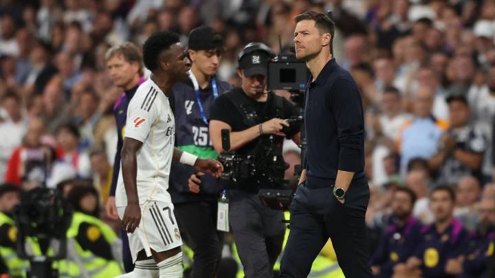 ¿Vinícius Jr. se va del Real Madrid? Revelan las explosivas palabras que intercambió el brasileño con Xabi Alonso tras ser sustituido en el triunfo ante el Barcelona