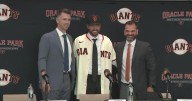 Tony Vitello introduced as San Francisco Giants manager after team makes historic hire