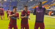 Gilberto Mora y Kevin Castañeda se convierten en Aldo de Nigris con tremendo baile, pero termina en tragedia (VIDEO)