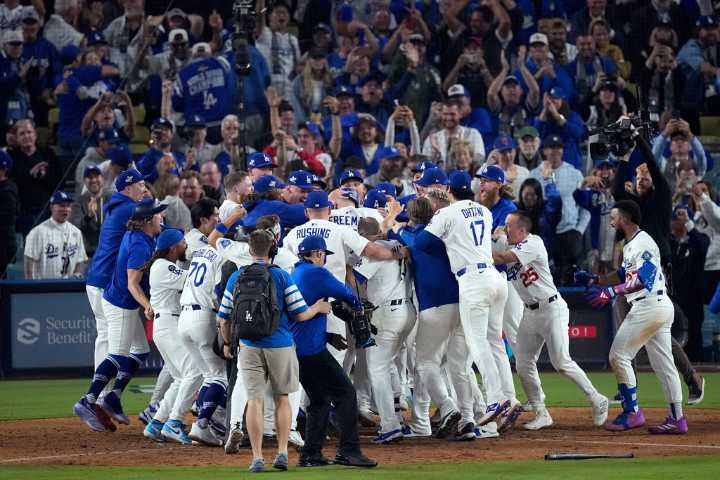 Dodgers World Series Game 3 win over Blue Jays by the numbers
