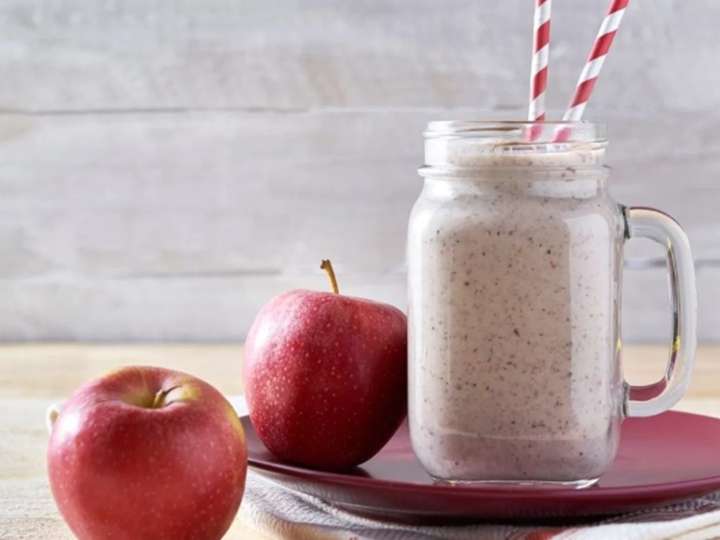 Cómo preparar jugo de manzana para ganar masa muscular