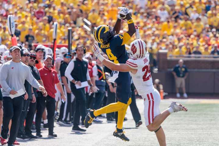 Michigan snap counts, PFF grades: Rough day for offensive tackles, but new WR emerges