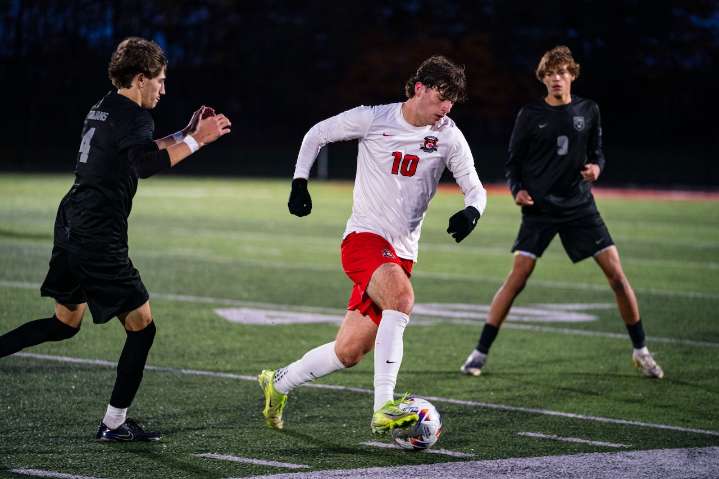 Vote for the Grand Rapids-area fall sports Athlete of the Week from Oct. 20